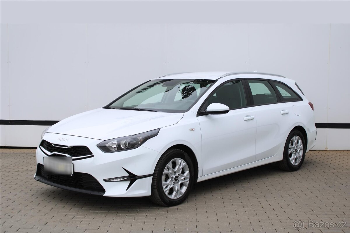 Kia Ceed 1.5 T-GDI 117kW SPIN 1.MAJ. ČR (2023) - 2