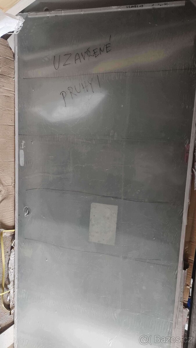 Posuvné celoskleněné dveře 90x205cm - 8mm - nové - 2