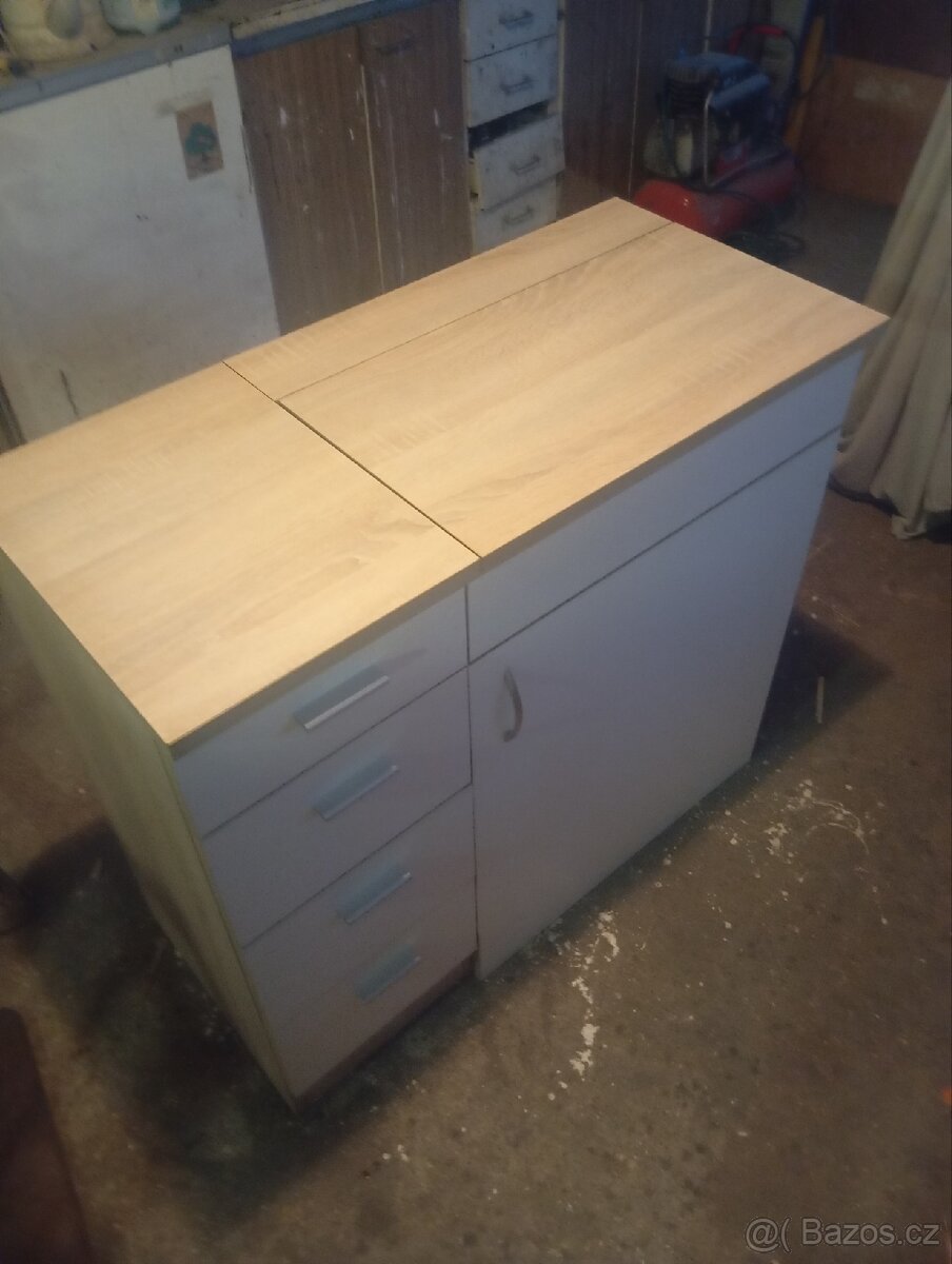 Kosmetická komoda - 2