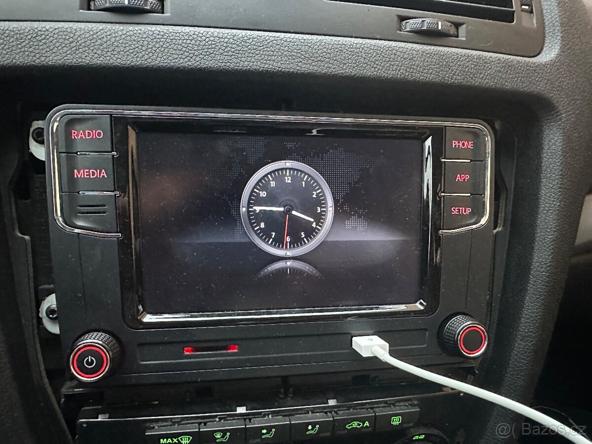 Prodám originální rádio RCD360 – CarPlay / Android Auto - 2