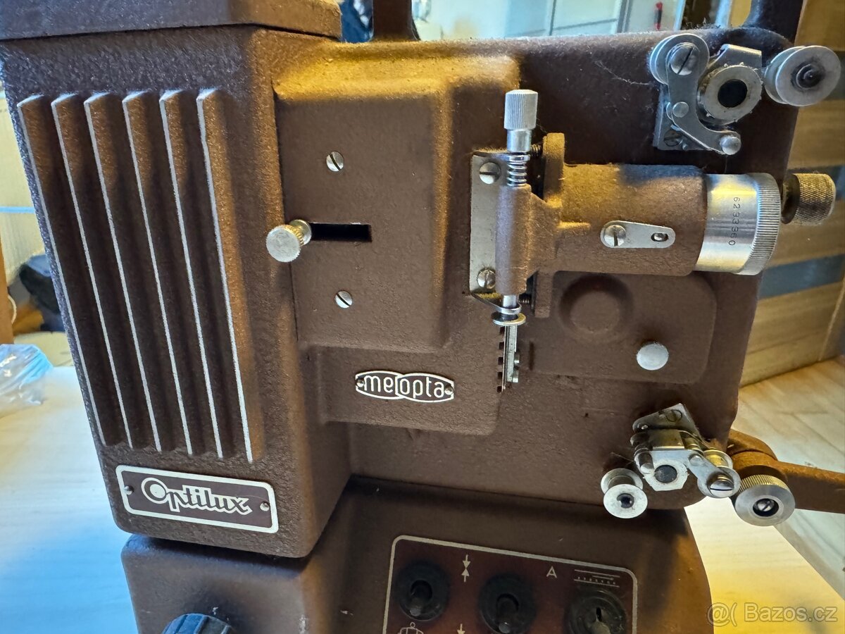 MEOPTA promítačka 85103 - 2