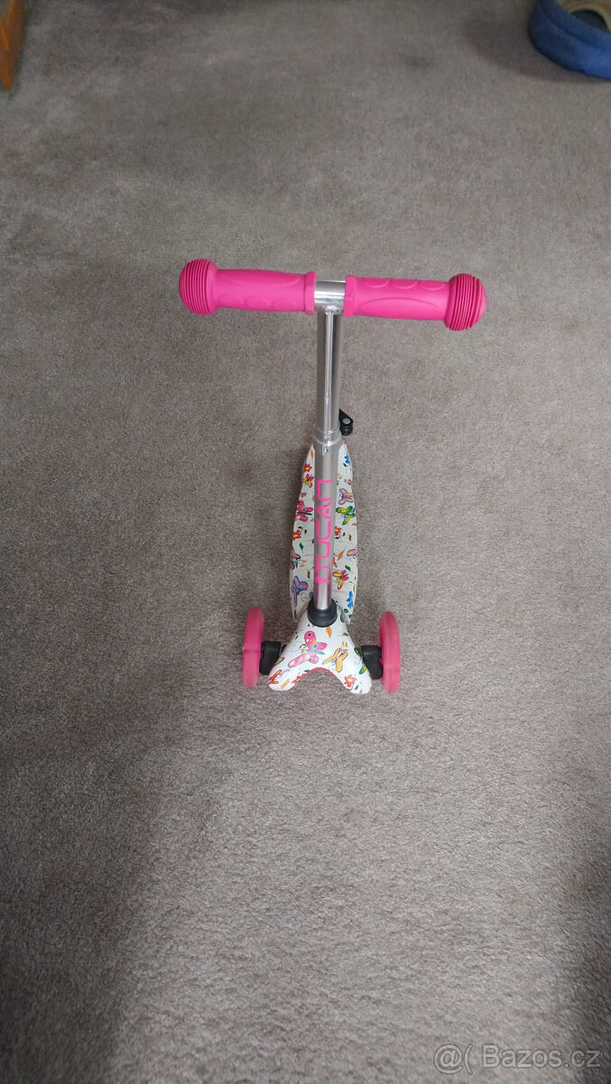 Koloběžka s třemi koly - 2