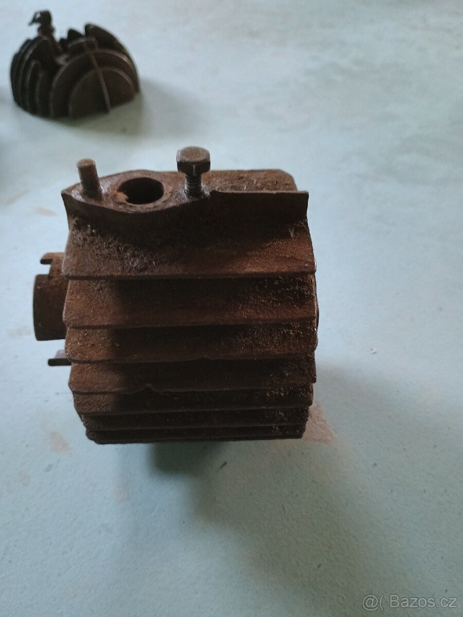 Válce Jawa 555 pařez - 2