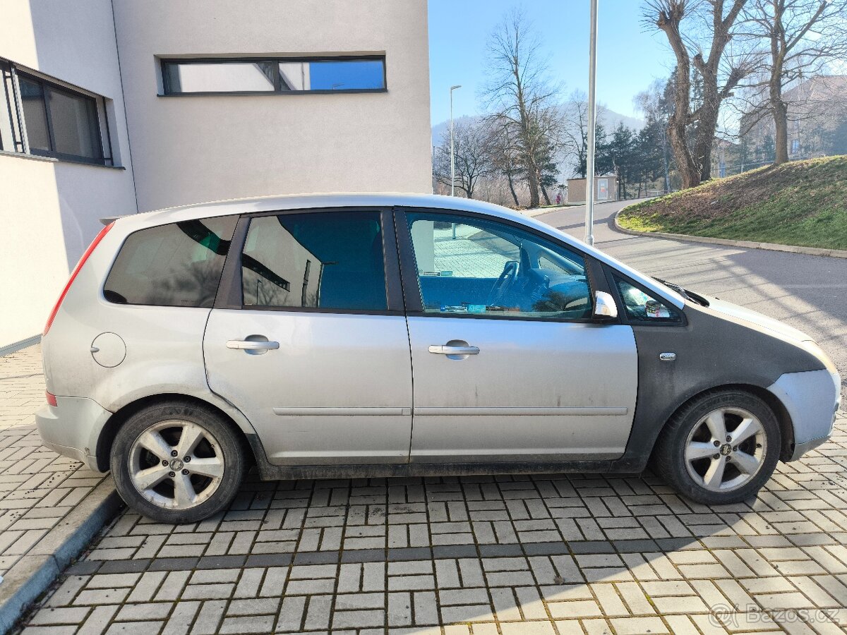 Ford Focus C-MAX ( Na náhradní díly nebo opravu ) - 2