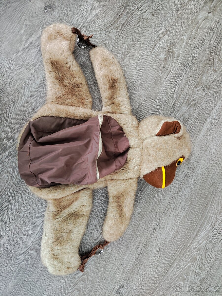 Starý baťůžek - plyšová opice - 2