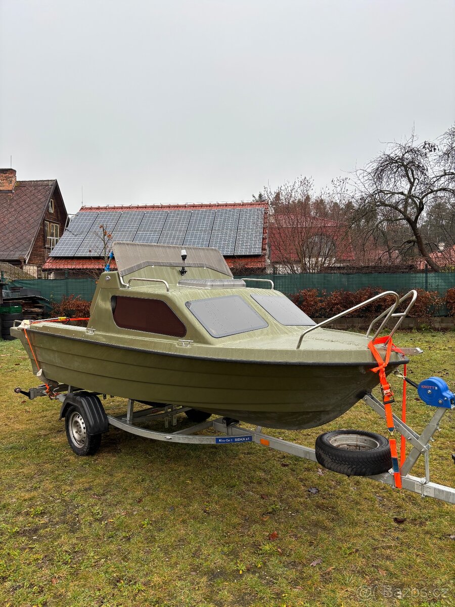 Kajutová loď/ člun - nový - 2