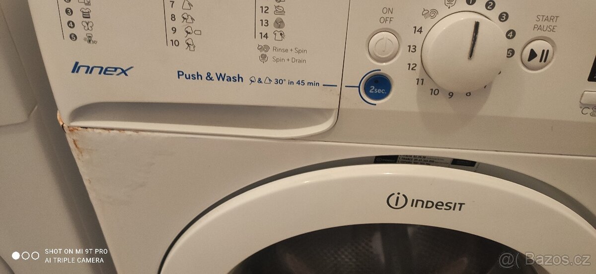 Automatická pračka Indesit - 2