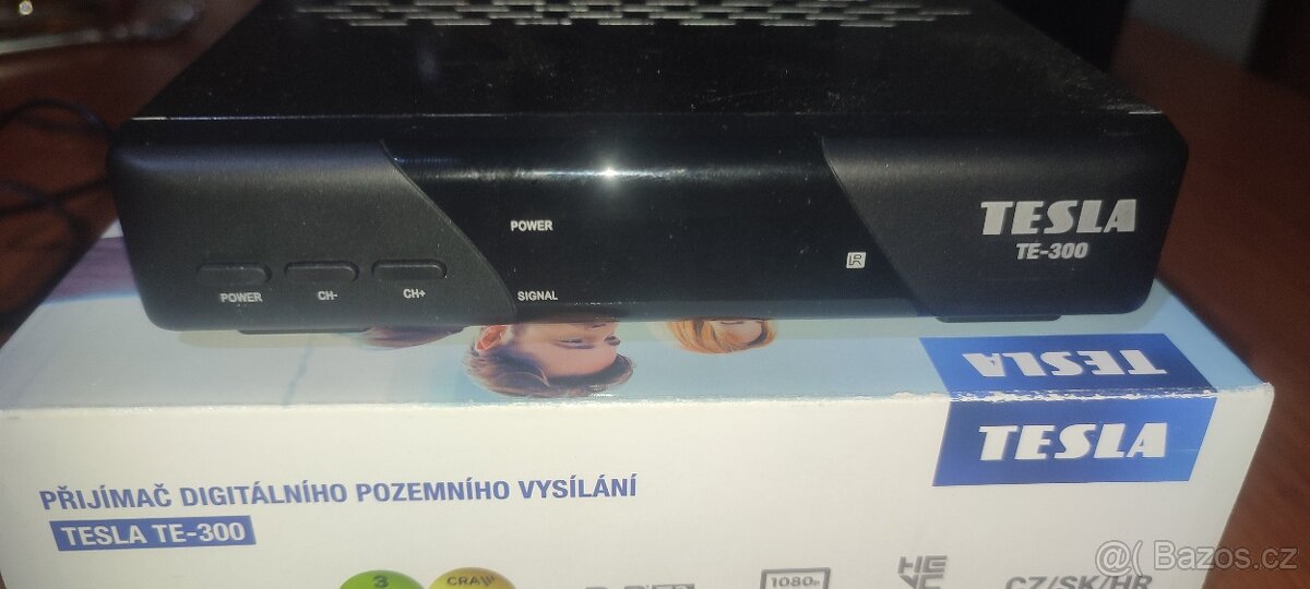 Set top box Tesla TE 300 - 2