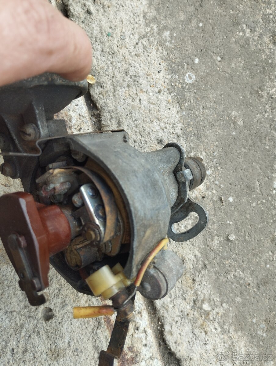 Prodám rozdělovač na Moskvič - 2