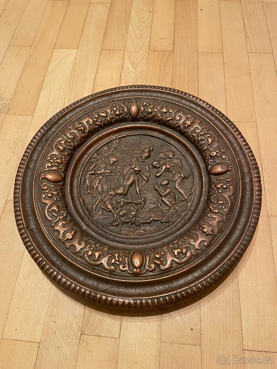 Sada dekorativních nástěnných talířů - 2