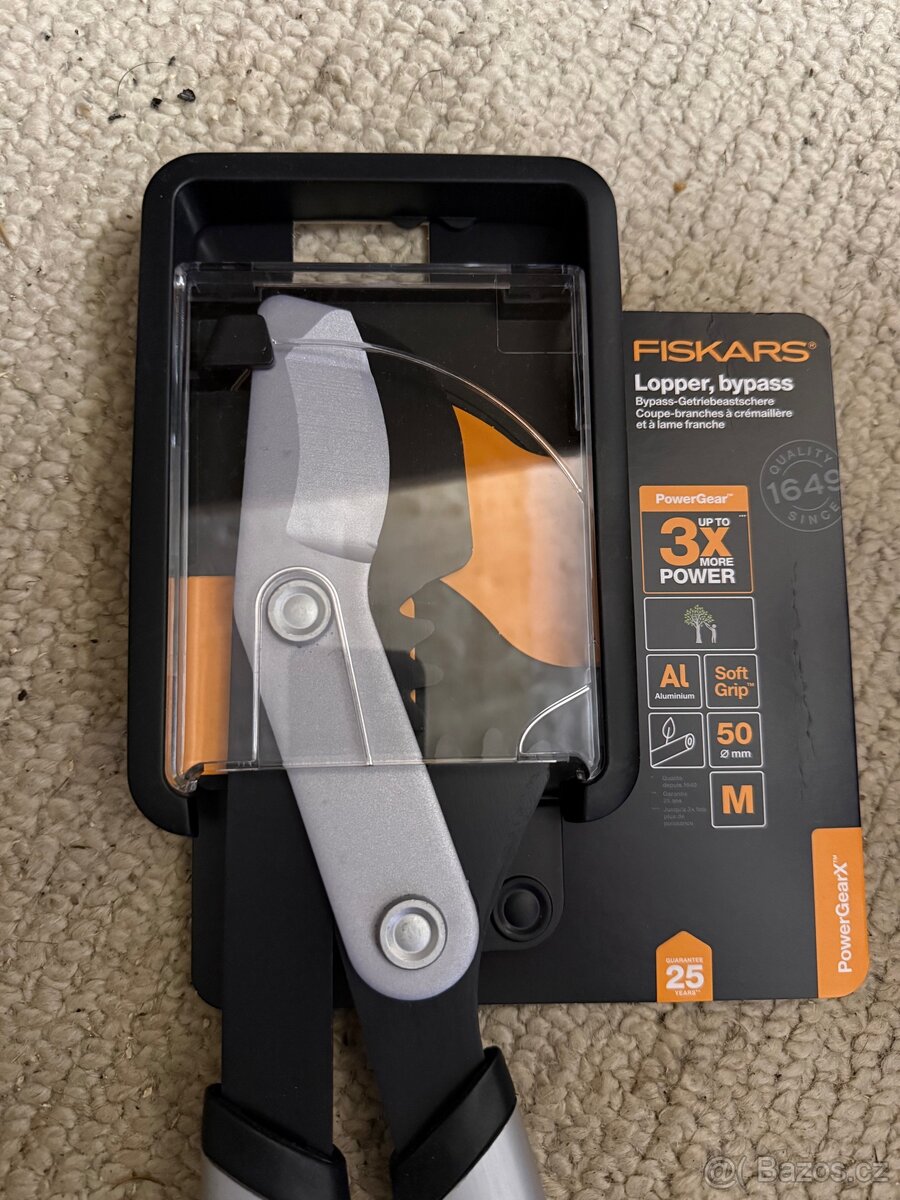 Fiskars nůžky na větve M - 2