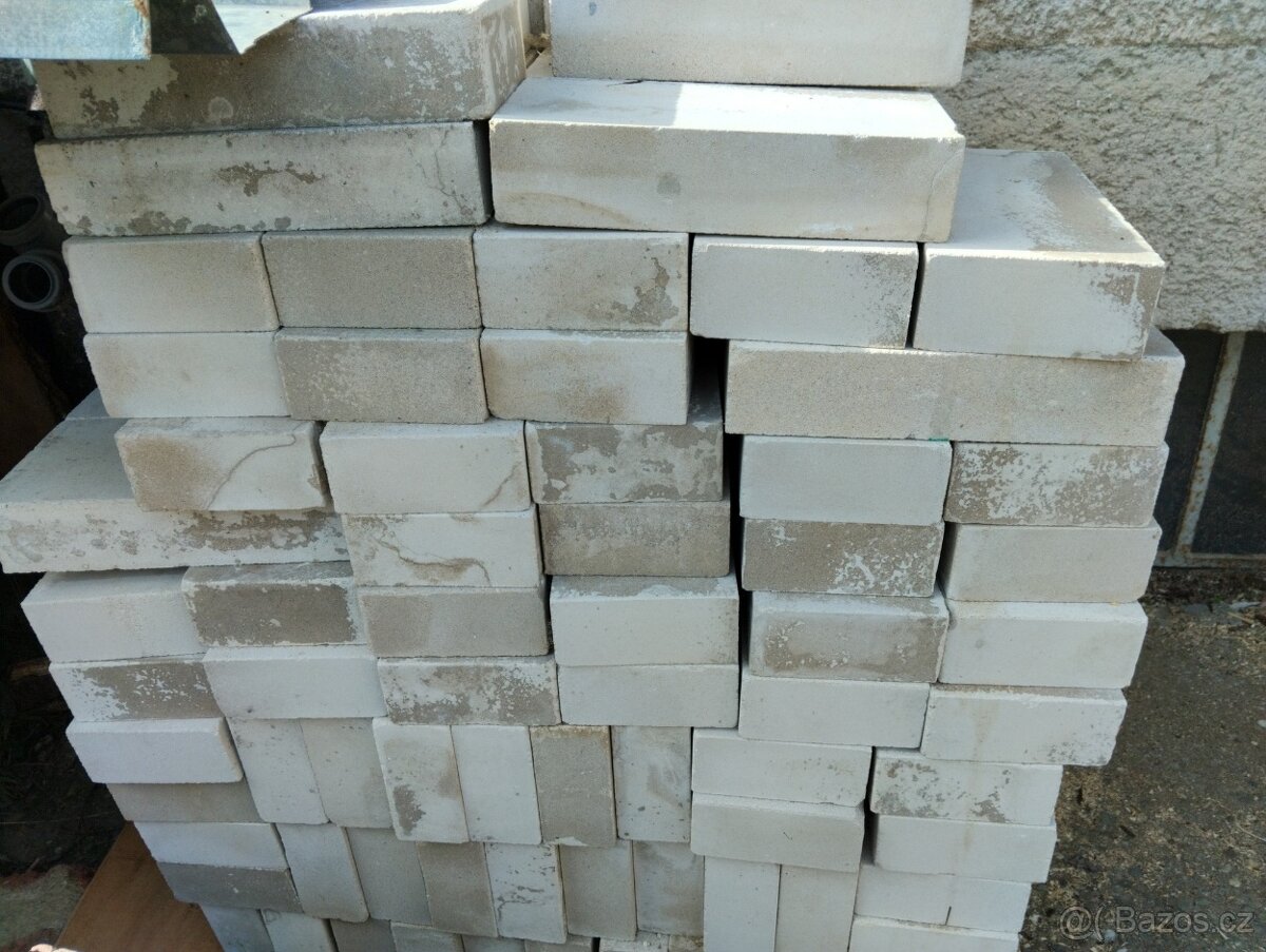 Bílá cihla - nové - 2