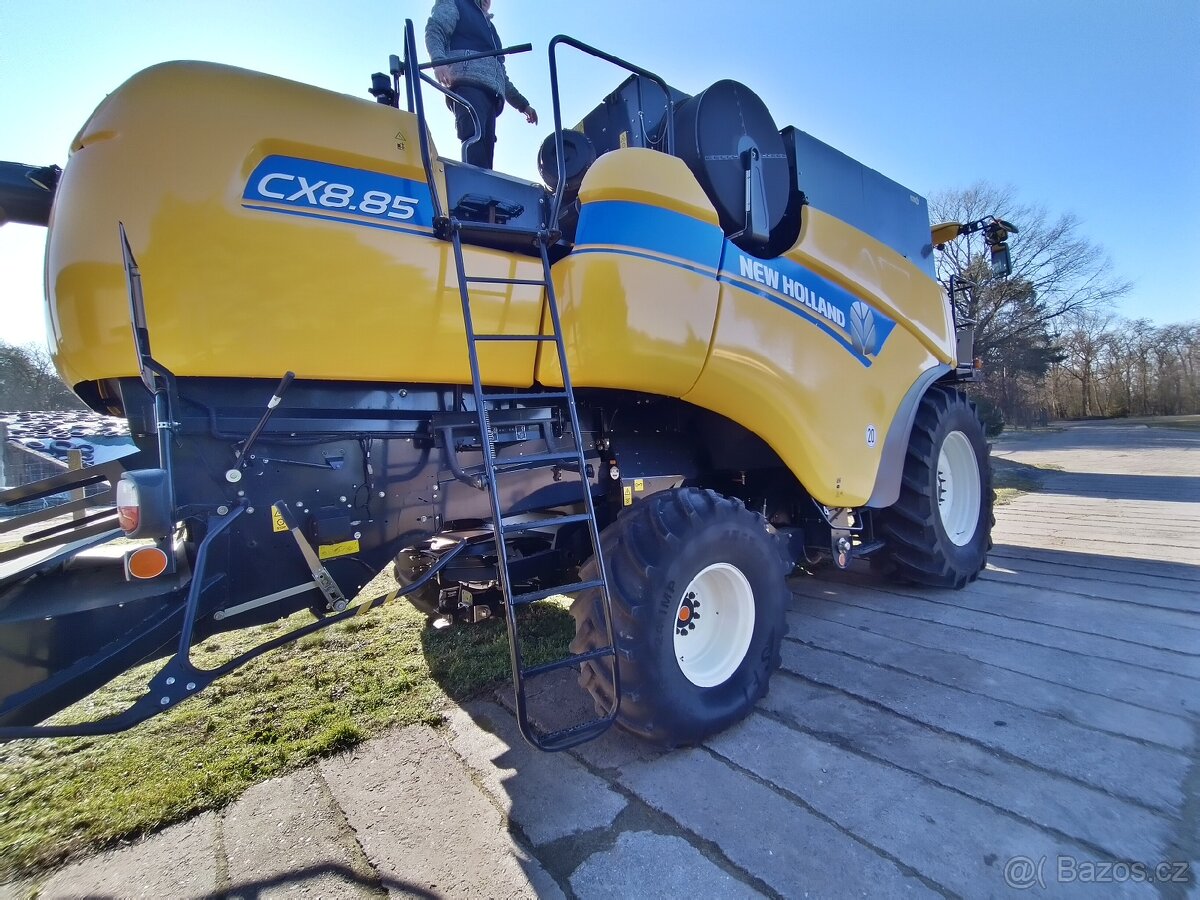 New Holland CX 8.85 - 2