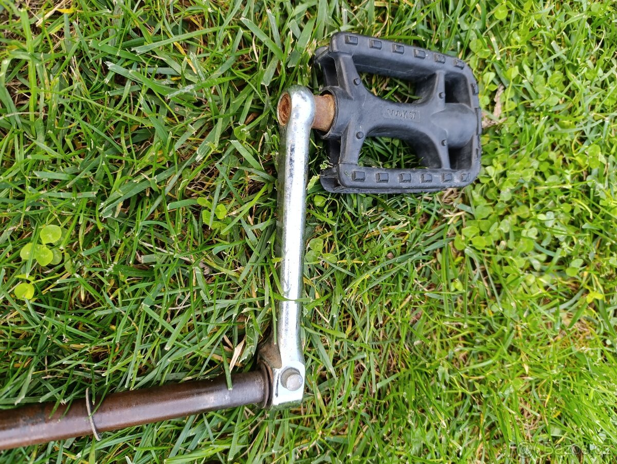 Babetta šlapátka+kliky - 2