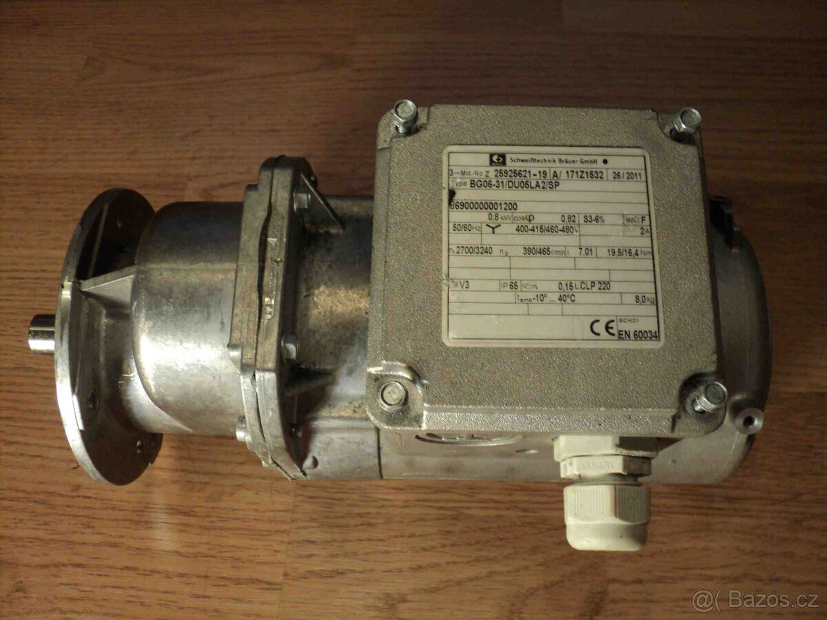 Elektromotor s převodovkou 400 V / 390 ot. / min - 2