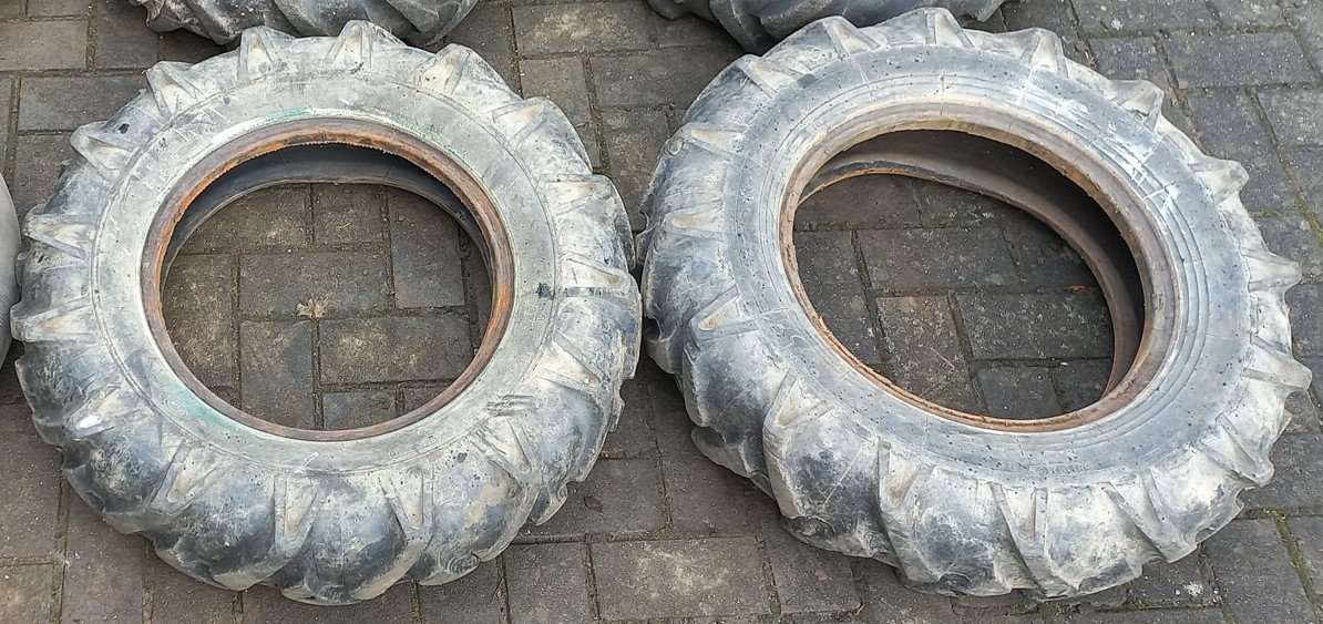 Prodám 2 ks pneu Barum 6.50x16 terénní šípová - 2