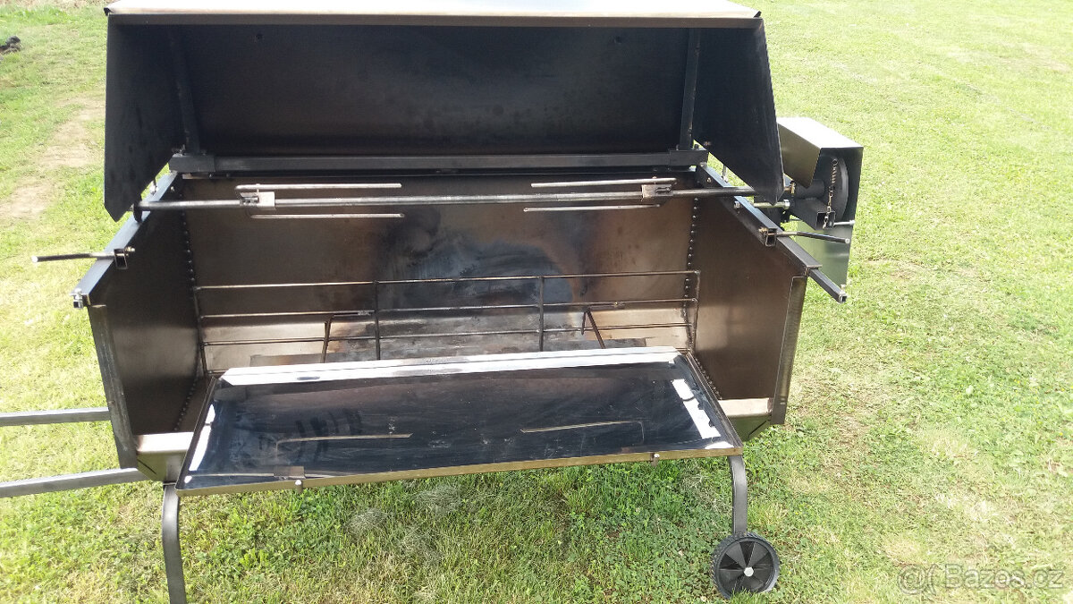 Gril 125cm na sele do 50kg, kýtu, kuřata za 700Kč/den - 2