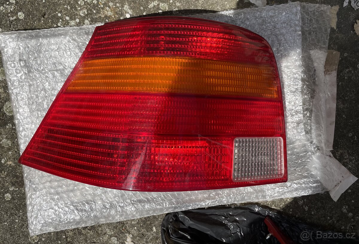 VW Golf IV zadní světla - 2