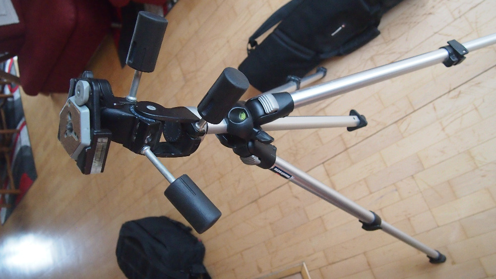 Prodám stativ Manfrotto - 2