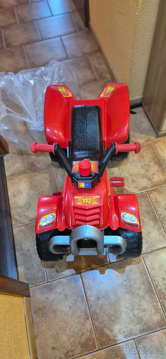 Dětská čtyřkolka se šlapadlama - 2