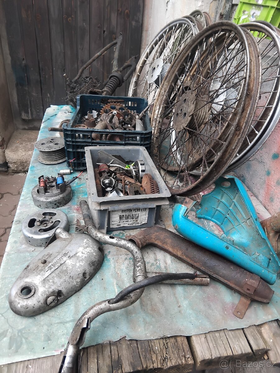 Prodám díly Jaweta 551 - 2