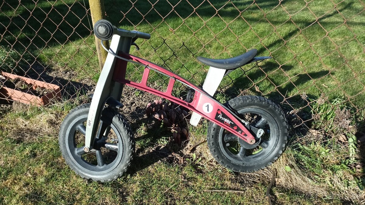 Odrážedlo Firstbike - 2