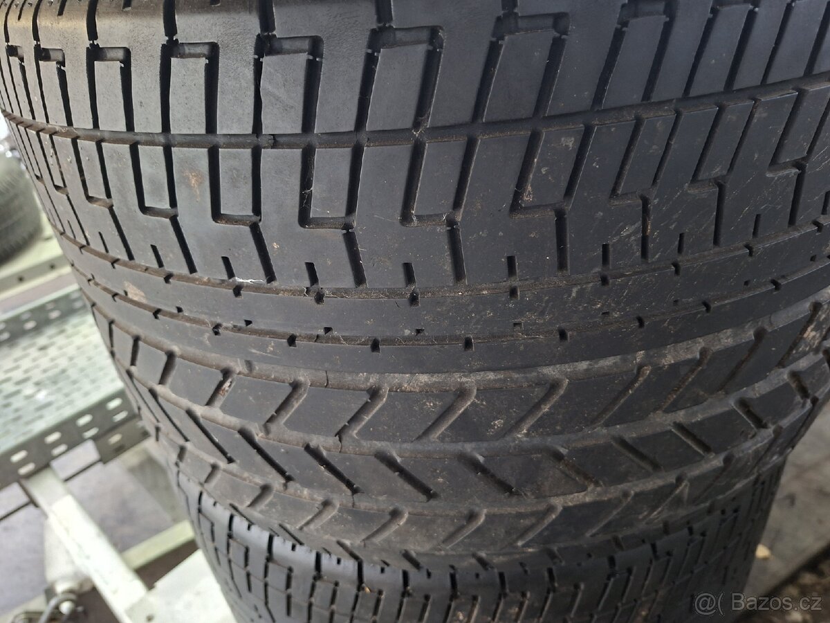 Pneumatiky 335/35 r17 - 2