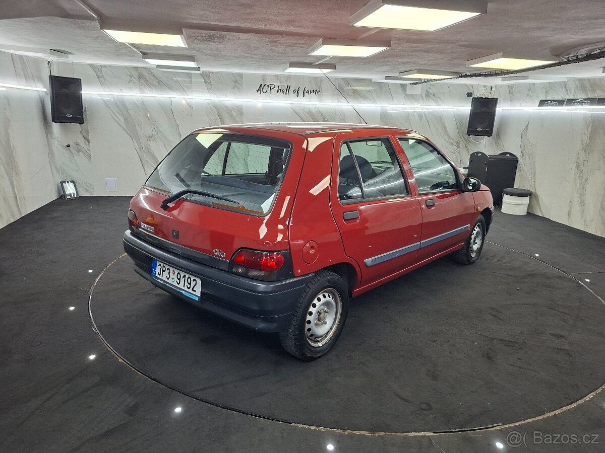 Renault Clio - 2