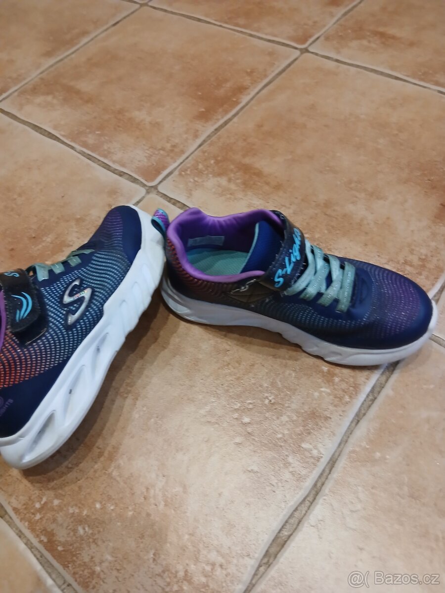 Tenisky Skechers 35 - 2
