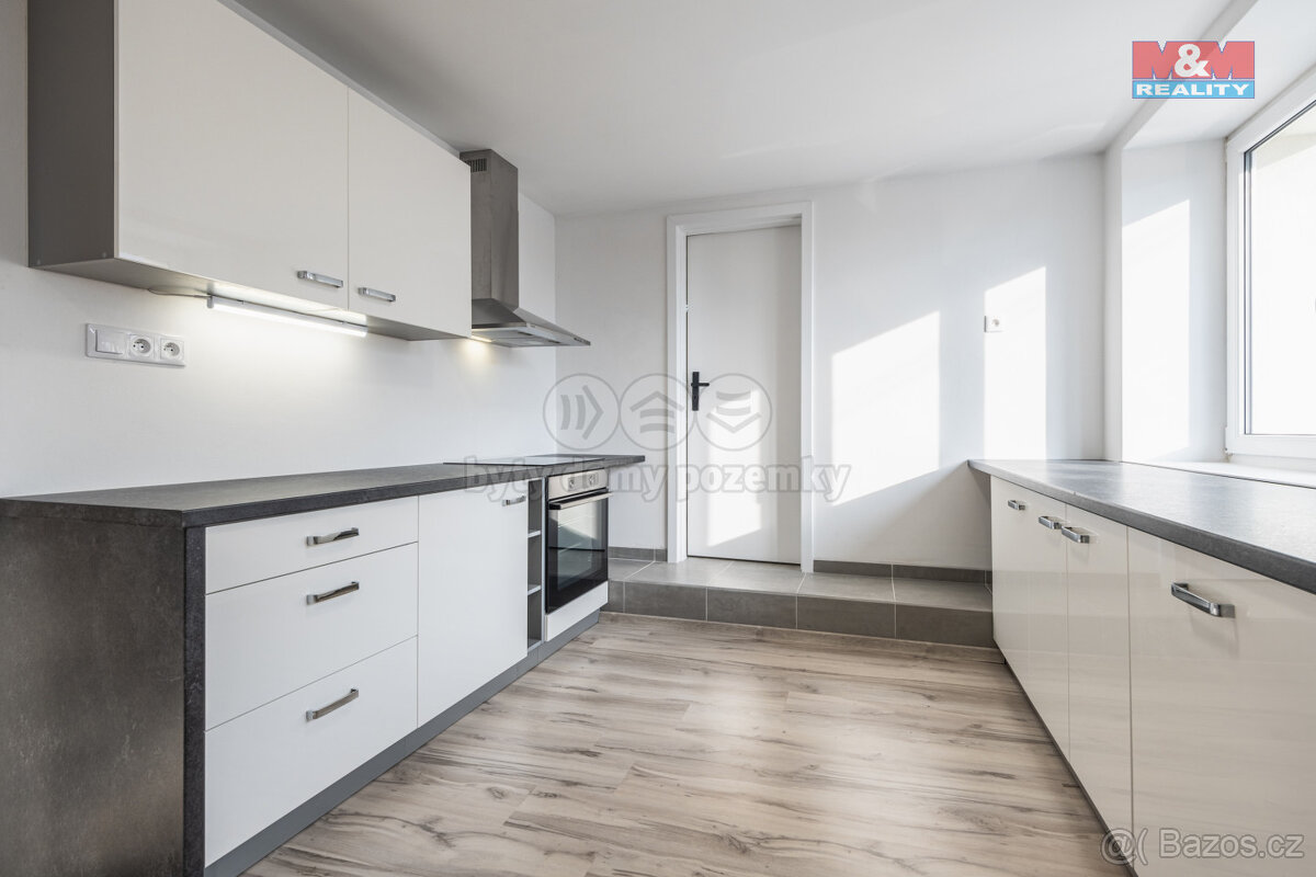 Prodej bytu 3+kk, 98 m², Sedlčany, ul. Nademlýnská - 2