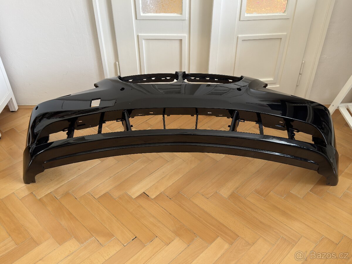 Přední nárazník BMW E60 E61 2003-2010 - 2