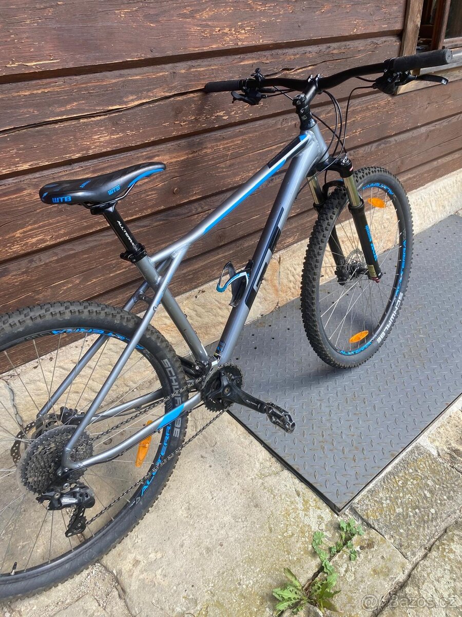 Horské kolo GT Avalanche Elite šedé, vel. L - 2