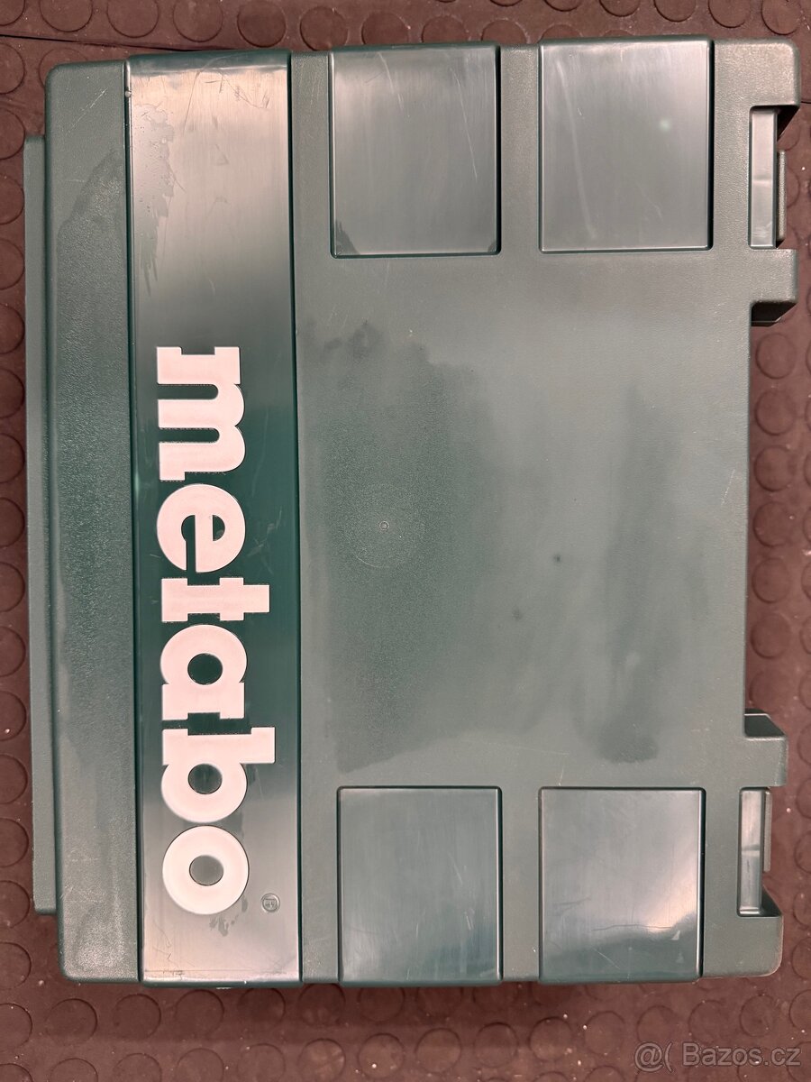 METABO PowerMaxx BS Basic aku šroubovák 10,8V 2x2Ah Li-Ion + - 2