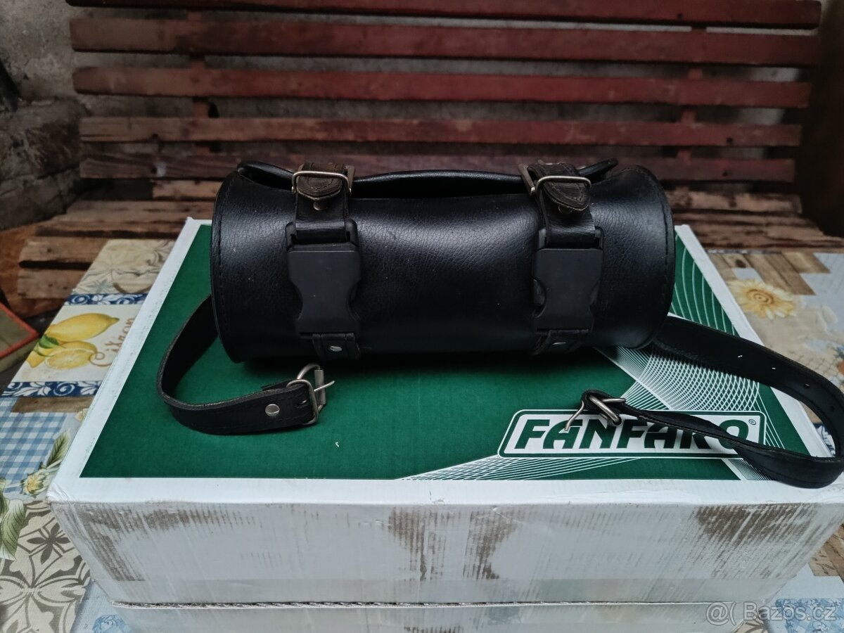 prodám koženou rolku na motorku - 2