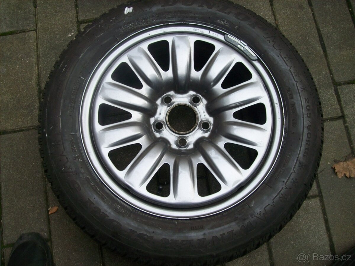 zimní kola Ford Focus Dunlop 205.60.16" - 2