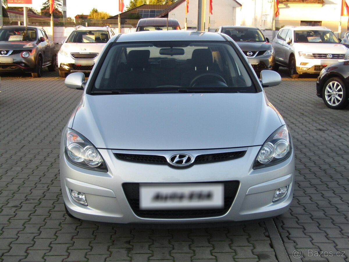 Hyundai I30 1.6 CRDi , 66 kW nafta, 2010 - 2