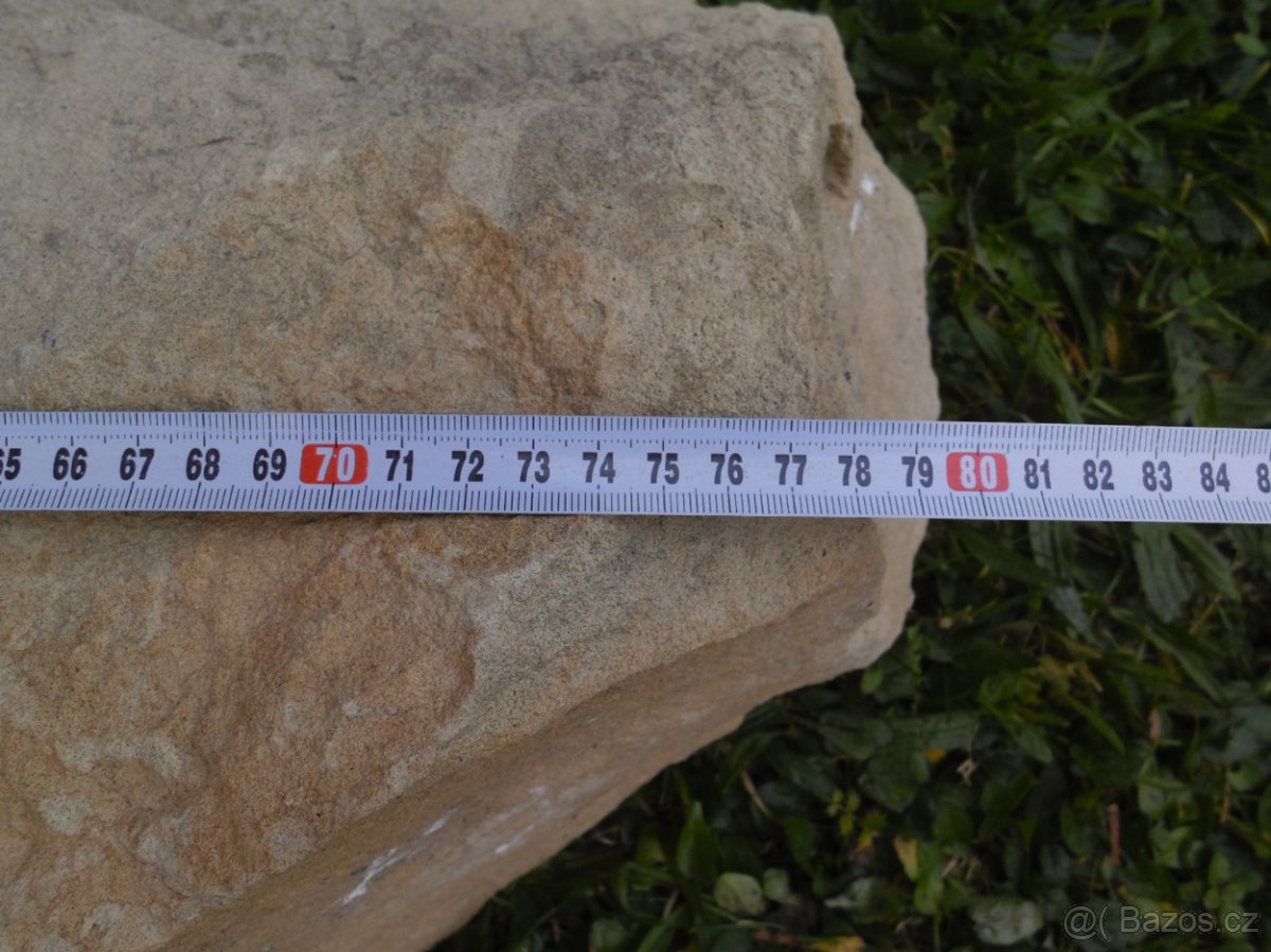 Kámen na skalku dekorace kamkoliv, už jen menší kusy - 2