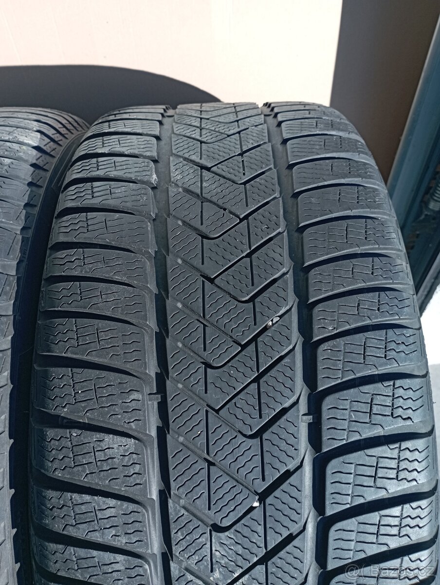 275/40 R20 106V Pirelli Sottozero 3 runflat - 2