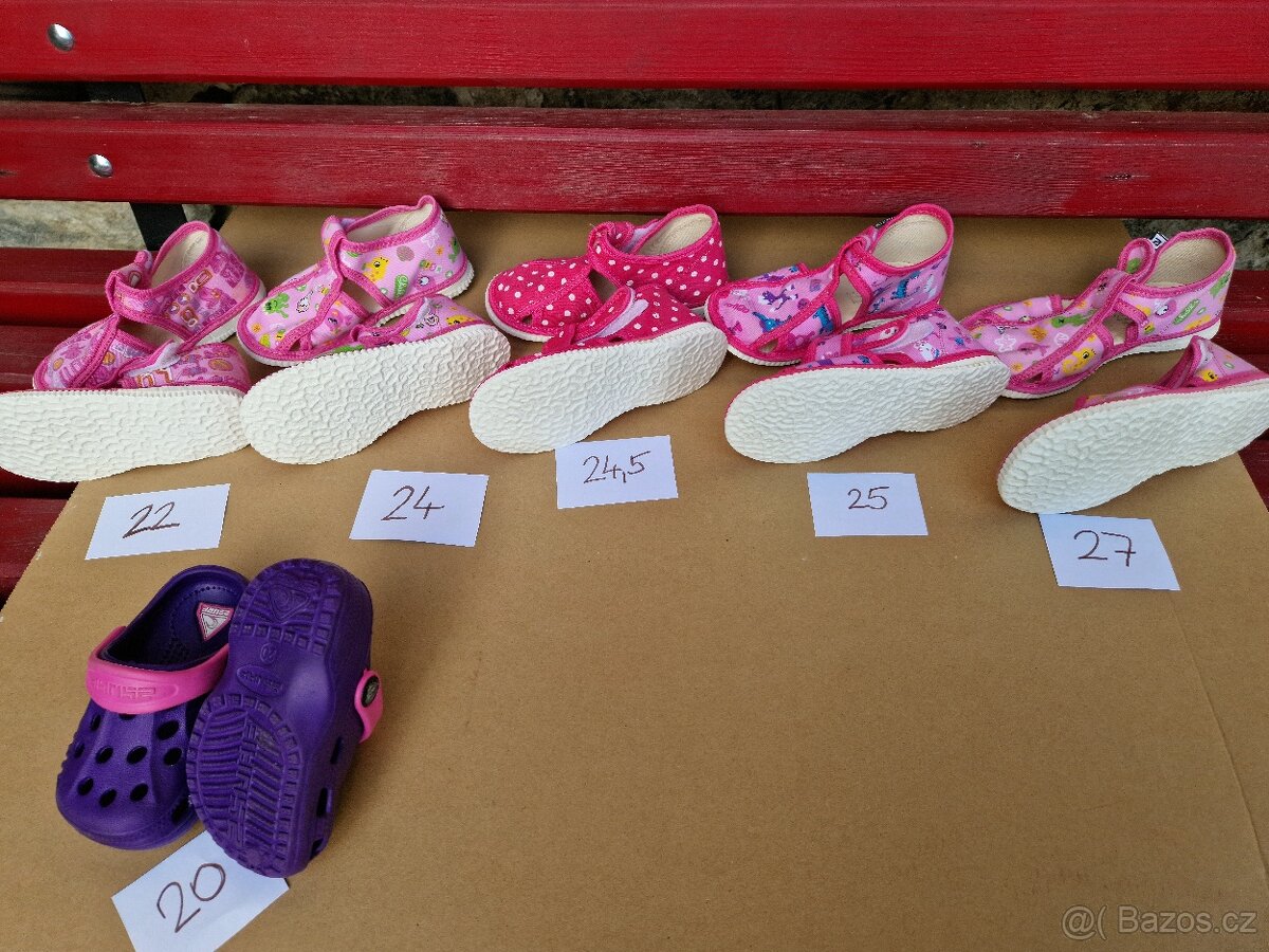 Dětské/dívčí bačkorky/přezůvky RAK - 2