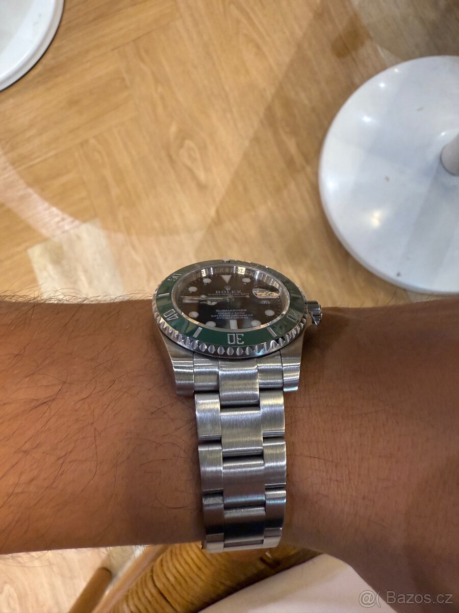 Rolex Starbuck/Green Submariner - 2