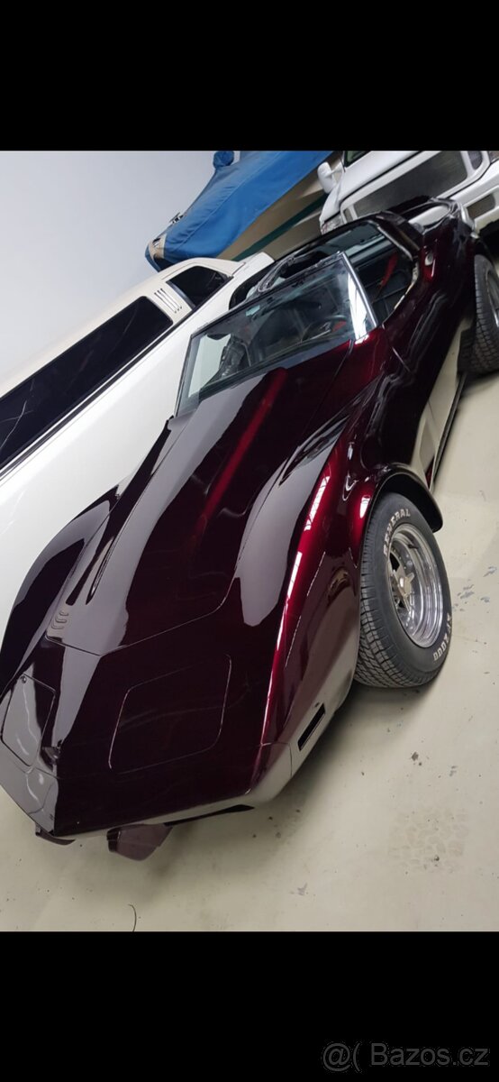 Prodam Chevrolet Corvette C3 - 2