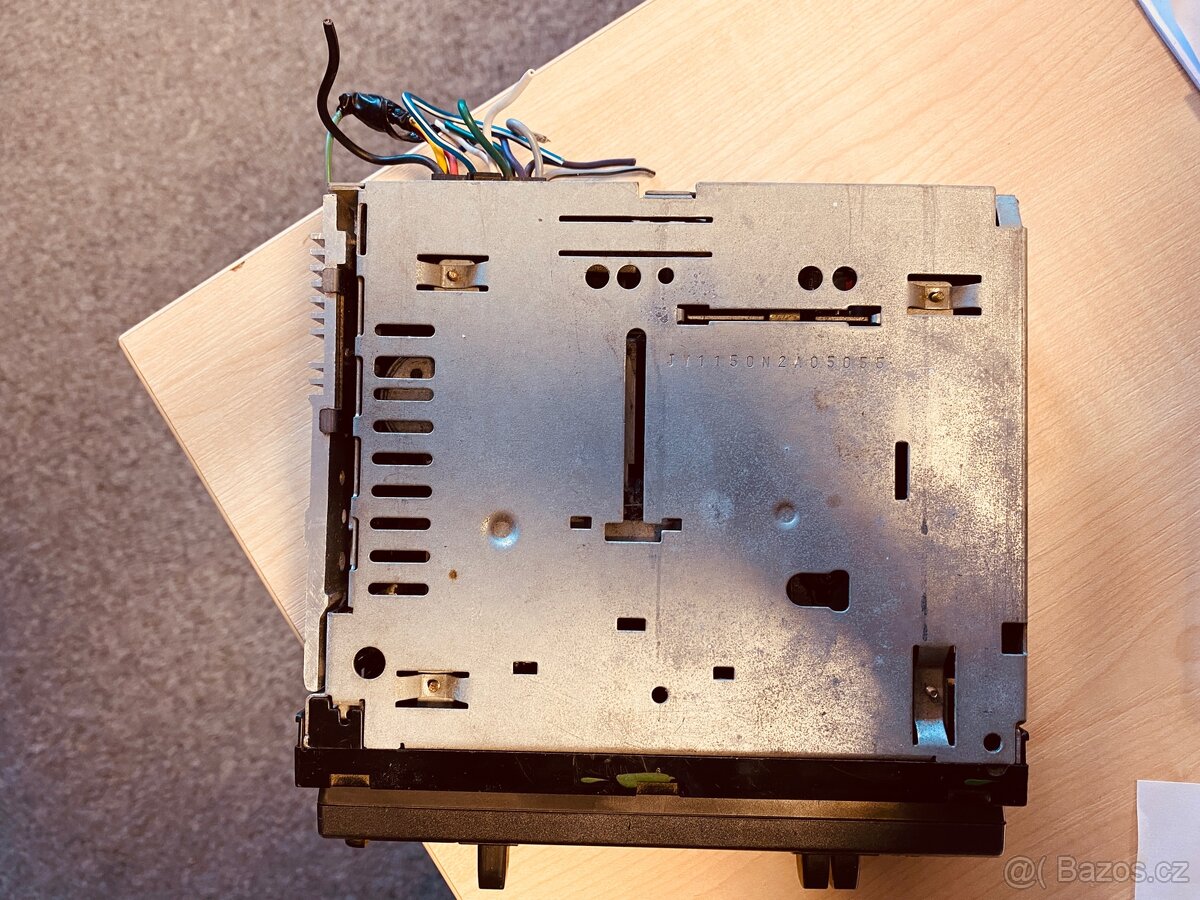 Autorádio JVC KS-F150 - 2