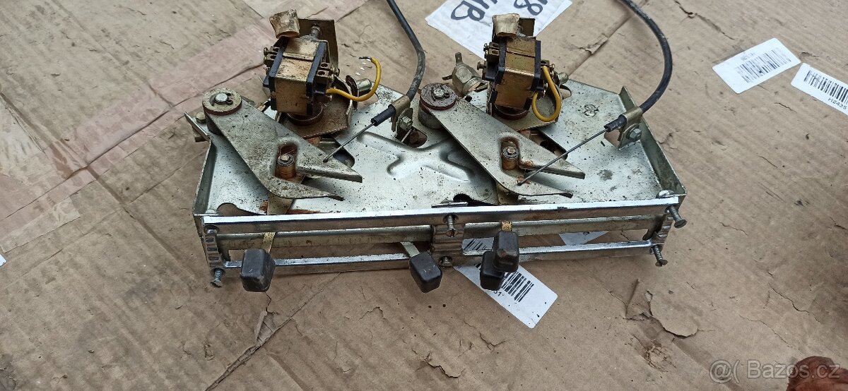 PRODÁM NA TATRA 613 DÍLY - 2