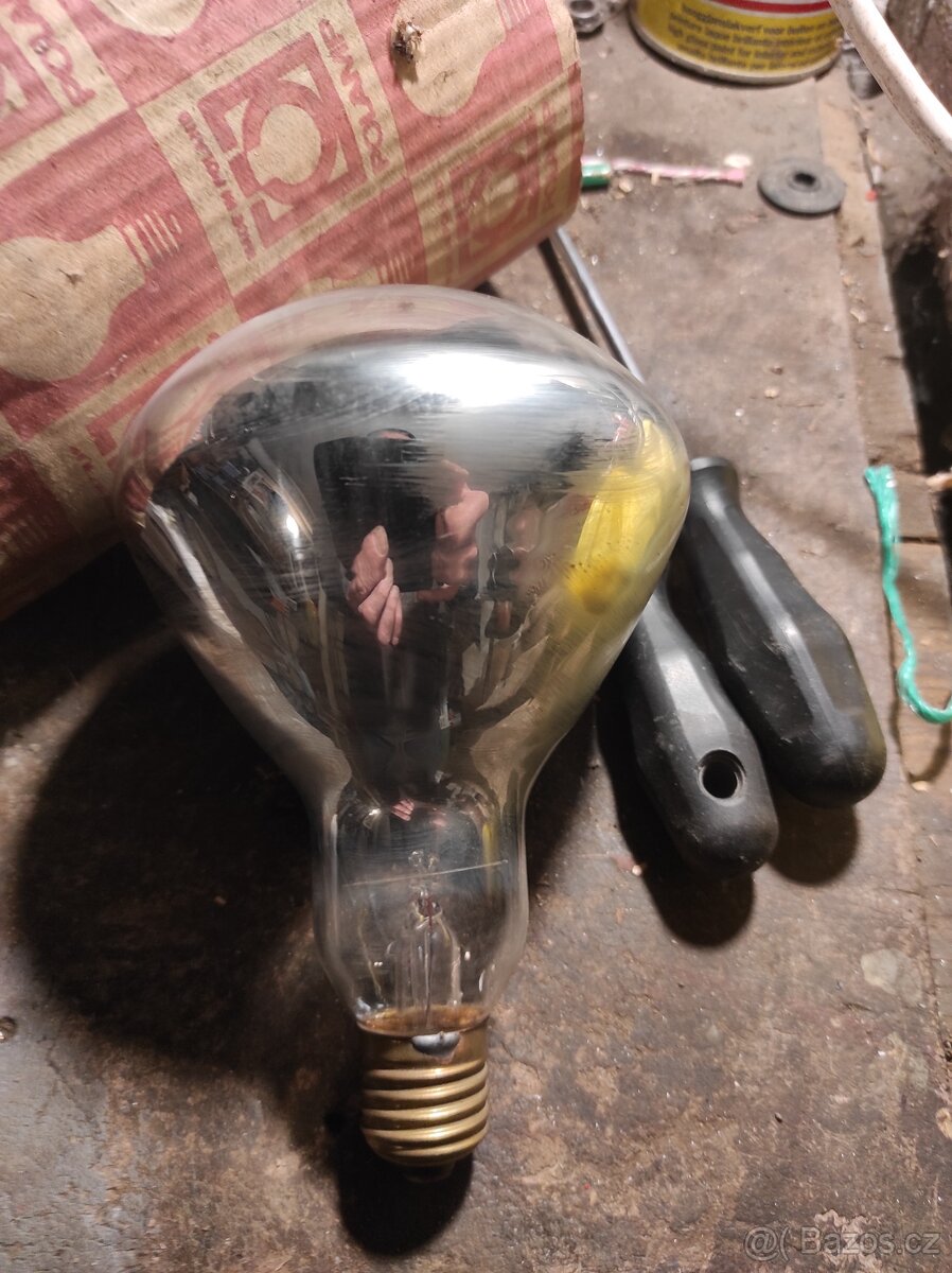 Topné žárovky 150 w - 2