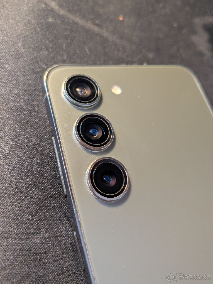 Samsung Galaxy S23 - 2