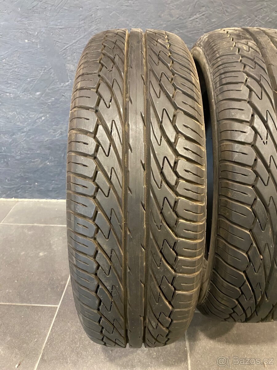 2 ks pneu Dunlop 175/60/15 91H - 2
