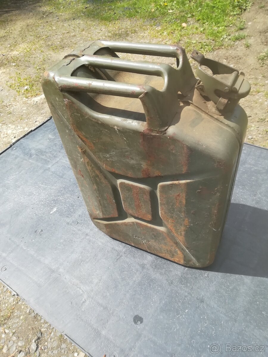 Prodám 20L kanystr dobrý stav - 2