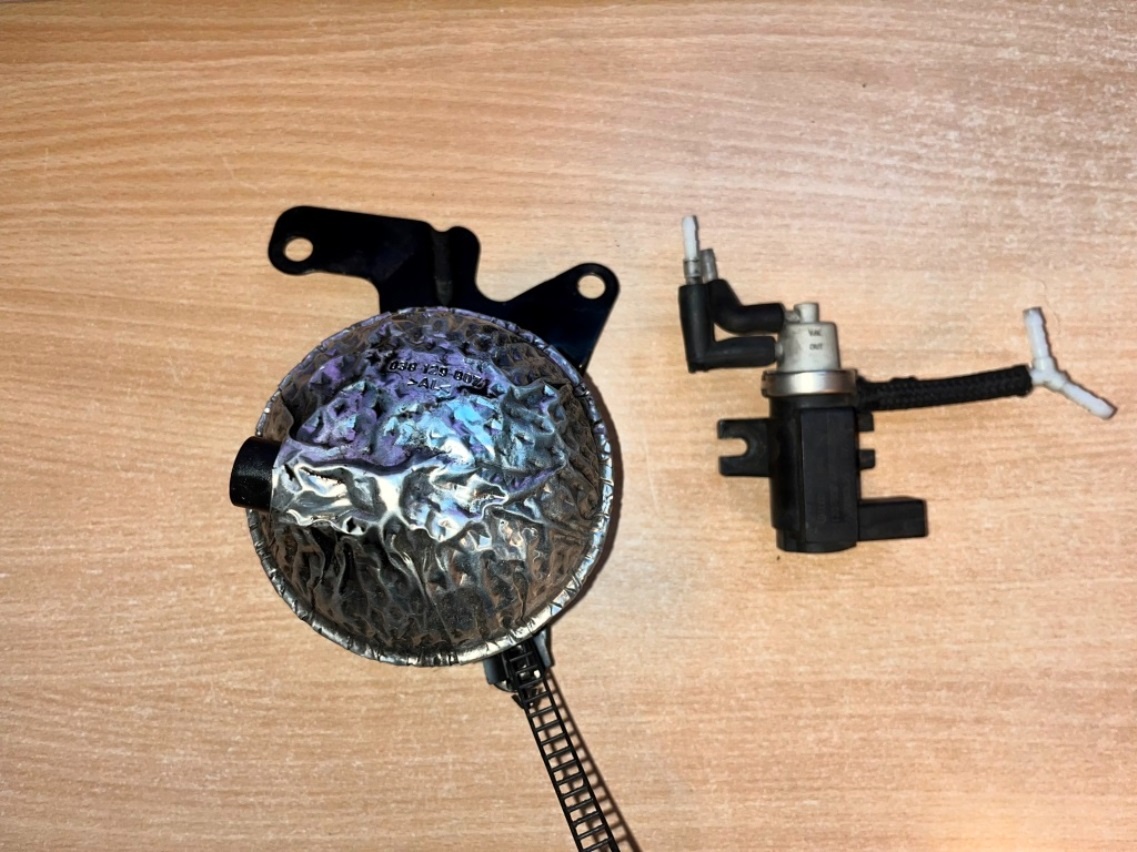 Ventil regulace tlaku turba 1J0906627A - 2