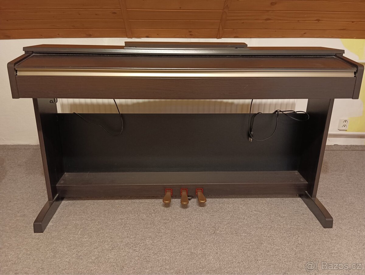 Prodám Yamaha Clavinova - 2
