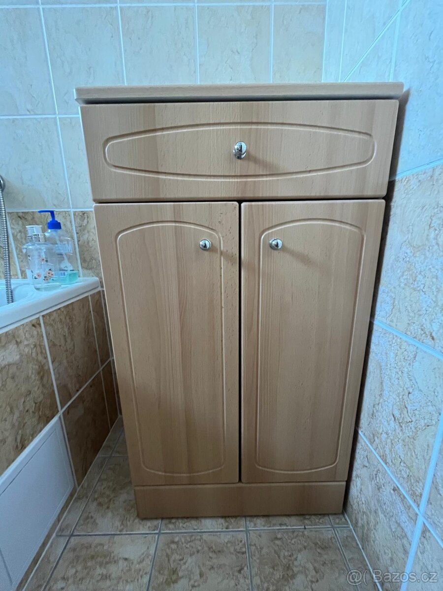 Set umyvadlo + skříňky - 2